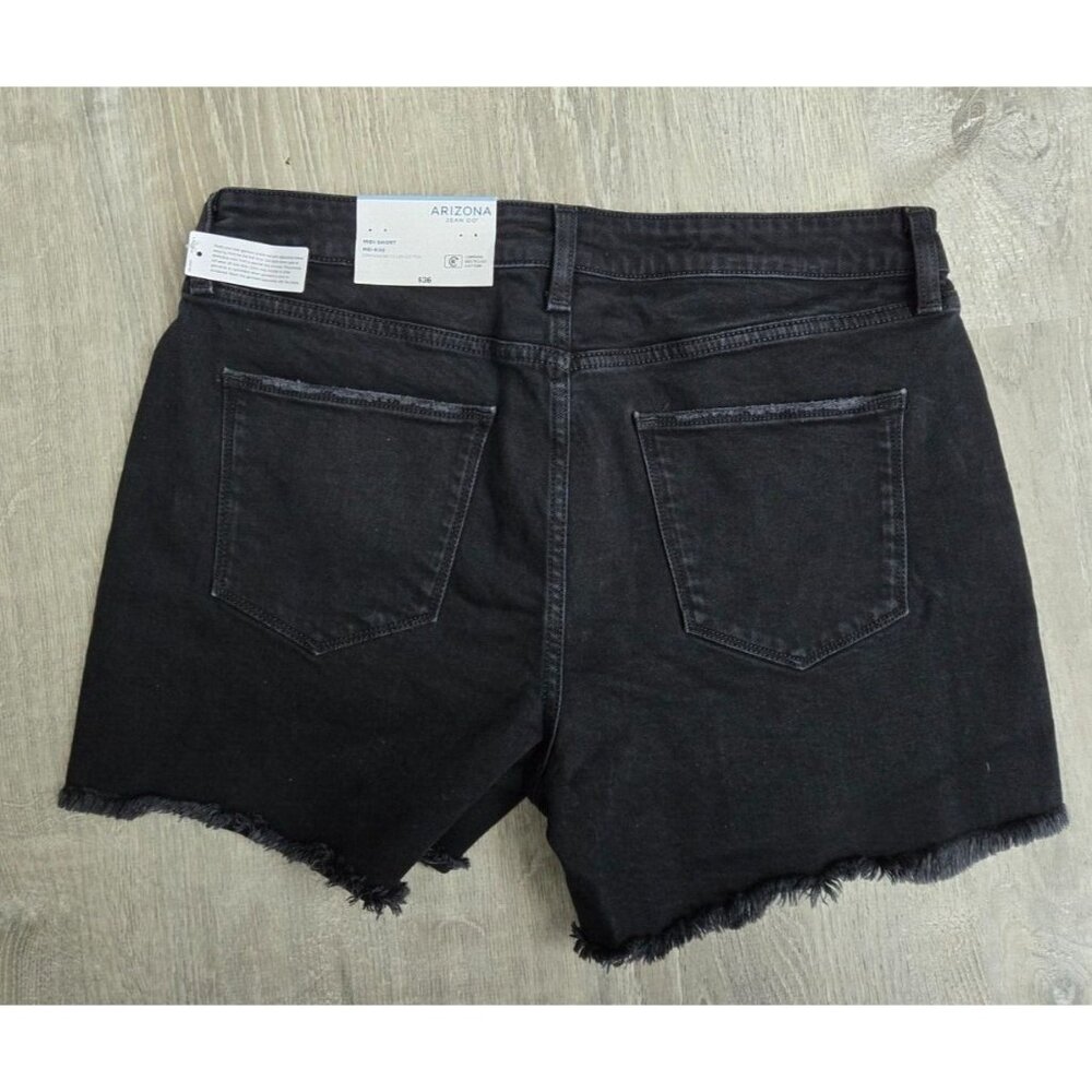 Arizona jean co midi short mid rise black record. Size 13 - Picture 2 of 8